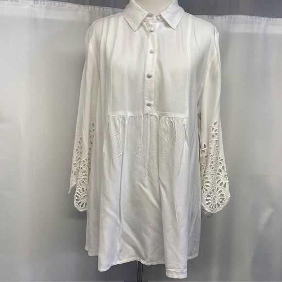 Caffe’  Marrakesh Club Resort Rayon  white eyelet crochet bell sleeve blouse - Picture 1 of 8